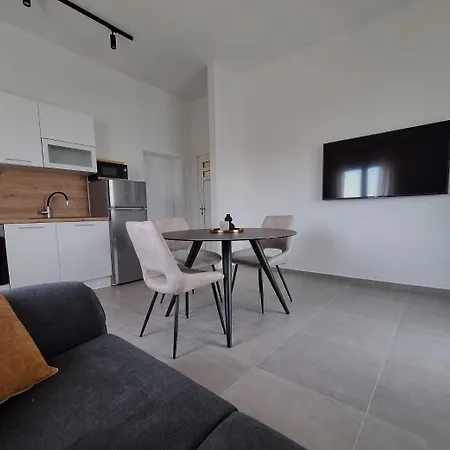 Rina Apartment