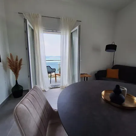Rina Apartment *